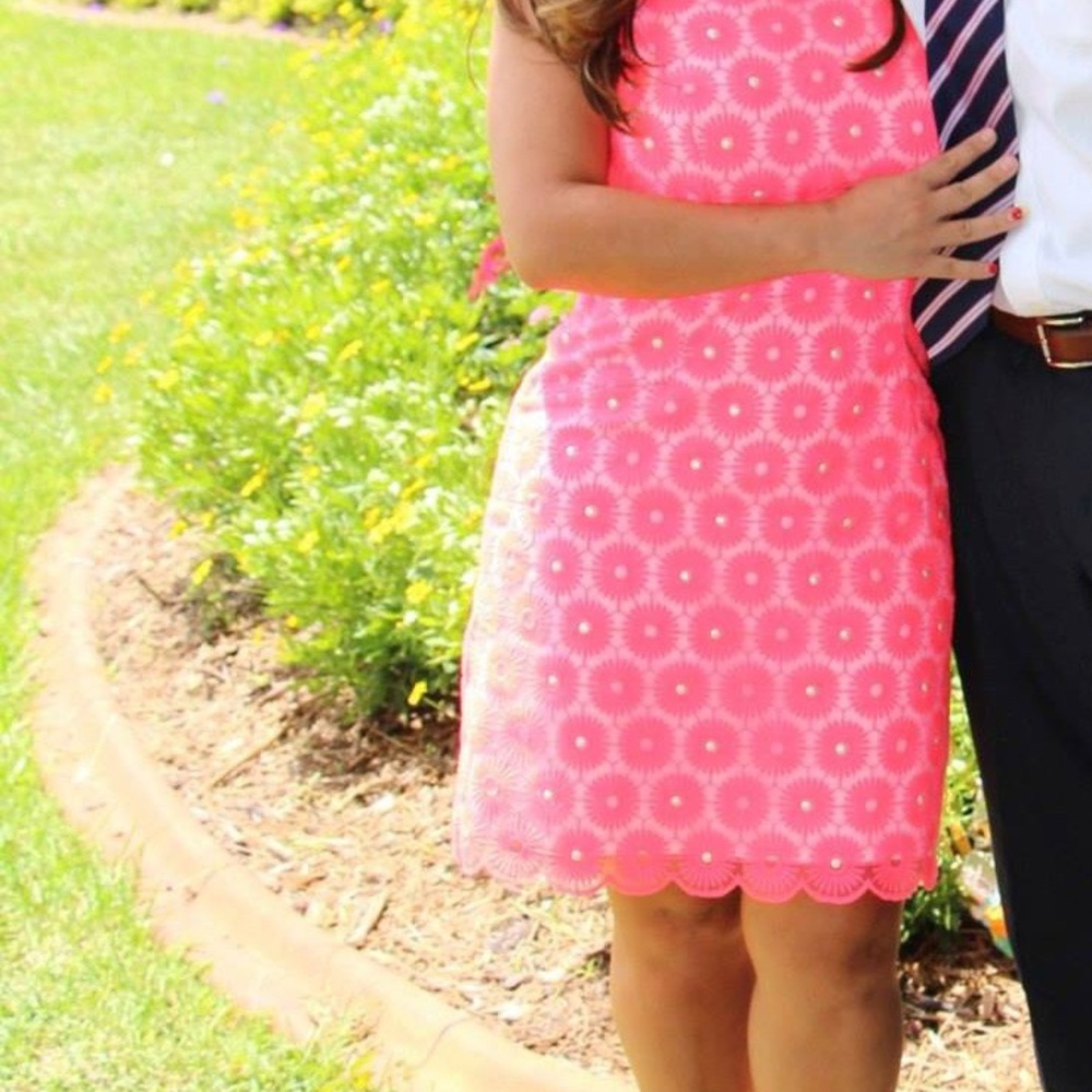 Dress pinky